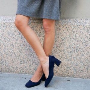 Stuart Weitzman Marymid Pump